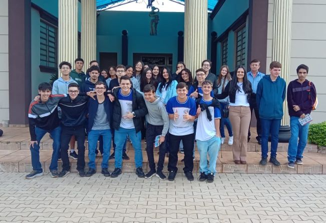 Excursão de Estudantes - Cândido Mota (SP)
